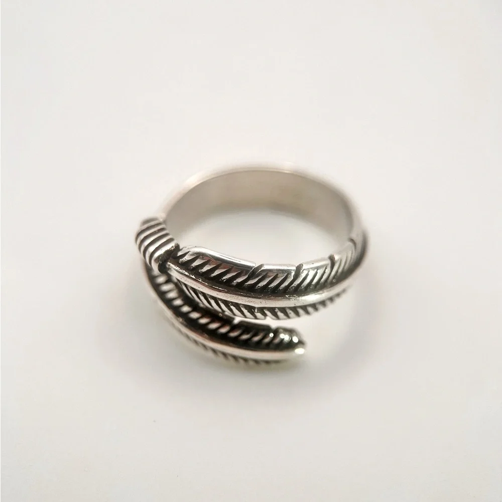 FP Folded Feather Silver Ring - Picture 3 of 5